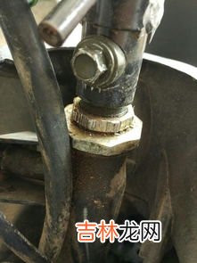 松螺丝往哪个方向拧,拆小汽车轮胎的螺丝朝哪个方向是松，哪个是紧