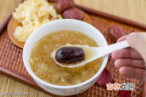 银耳为什么越放越黄,银耳发黄是什么原因影响使用吗