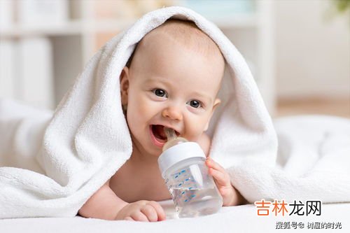 小孩子也可以每天都泡脚吗,宝宝也可以用热水泡脚吗?妈妈们给孩子洗脚要注意哪些?