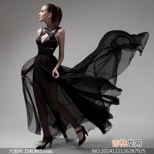 参加婚礼可以穿黑色晚装吗,参加婚礼能穿黑色吗