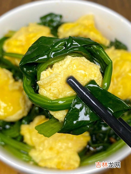 菠菜的搭配吃法有哪些,菠菜搭配什么炒出来既有营养又爽口呢?