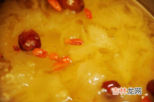 银耳汤焖12个小时还能喝吗,银耳汤熬了六个小时可以喝吗 银耳汤熬久了能喝吗