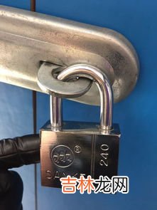 锁开不了钥匙拧不动怎么开门,钥匙打不开锁转不动怎么办