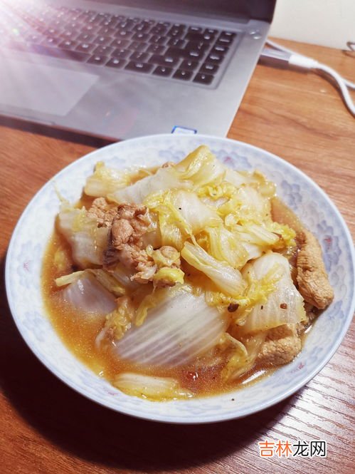 菠萝白菜炒肉,好吃易做的家常小炒 这些你都吃过吗
