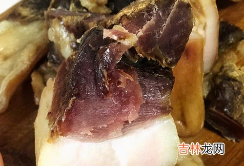 腊肉需要在太阳底下暴晒吗,腊肉放在太阳下还是阴干？