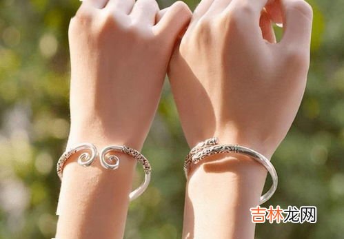 女士佩戴什么牌子的手表,适合女士戴的十大名表