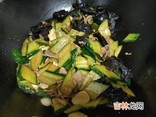 炒过的木耳第二天可以吃么,炒熟的木耳隔夜能吃吗?