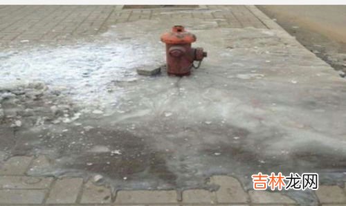 暖气管道冻了怎么快速解冻,暖气管道被冻住如何处理?
