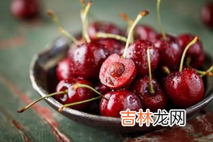 车厘子很软是不是坏了,车厘子是脆的还是软的 为什么车厘子有的脆有的软