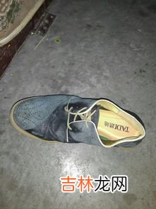 为什么白鞋子洗了会变黄,为什么白鞋子洗了会变黄