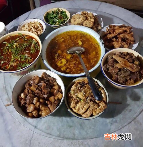 团圆饭的来历,团圆饭的由来和寓意是什么？