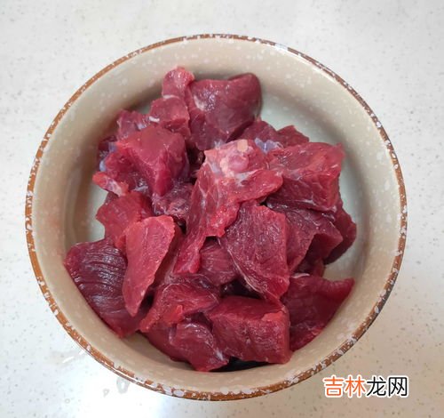 胡萝卜和牛肉能一起吃吗,红萝卜和牛肉能一起吃吗