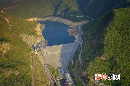 三峡大坝的作用和意义是什么,三峡大坝建成后，将会对长江中下游的防洪起什么重要作用？拜托了各位 谢谢