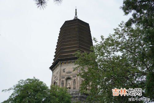 辽阳白塔的来历是什么,辽阳白塔是谁建的 为什么要建白塔