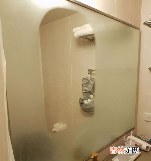 镜子怎么才能擦的特别干净,如何巧妙擦干净镜子