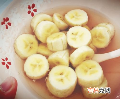蒸梨子的做法,冰糖蒸梨子治咳嗽的做法