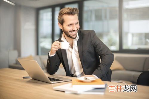 心情郁闷工作的时候总和同事闹矛盾,工作上跟同事吵架