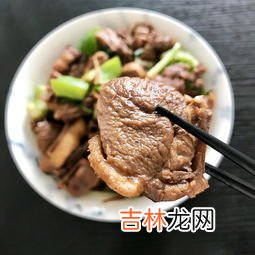 怎样炒鸭杂碎,爆炒鸭杂炒之前用先焯水吗,怎么做才能鲜嫩没有腥味?