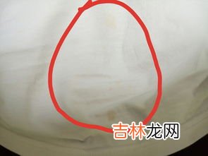 白衣服上的油渍怎么洗掉,白色衣服上的油渍怎么洗掉