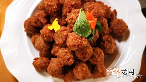 炸牛肉丸子的技巧,炸牛肉丸子的制作方法及配方