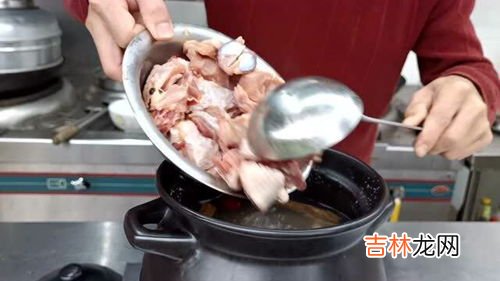 鱼煲汤教程,小鱼怎么熬汤