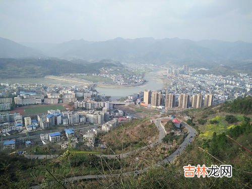金华孝顺镇属于哪个县,孝顺镇和白龙桥镇哪个好