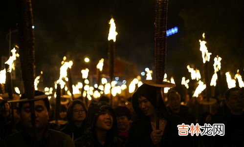 火把节习俗,彝族的火把节有什么习俗?