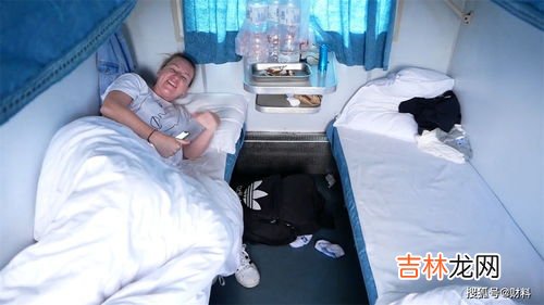 火车硬座和硬卧车厢是不是通的,157次列车硬座跟硬卧车间连通吗