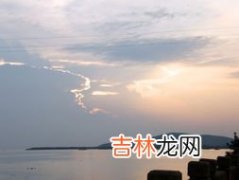 巢湖为什么被五大淡水湖除名,微山湖、呼伦湖、博斯腾湖都比巢湖大，为什么巢湖是五大淡水