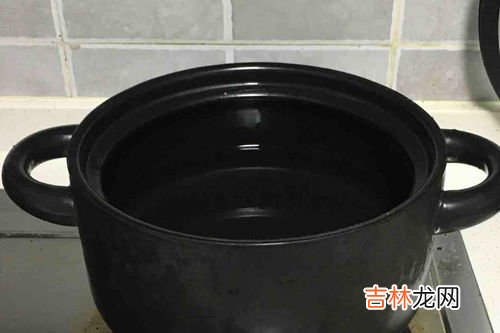 木耳汤能隔夜吃吗,白木耳汤可以隔夜喝吗