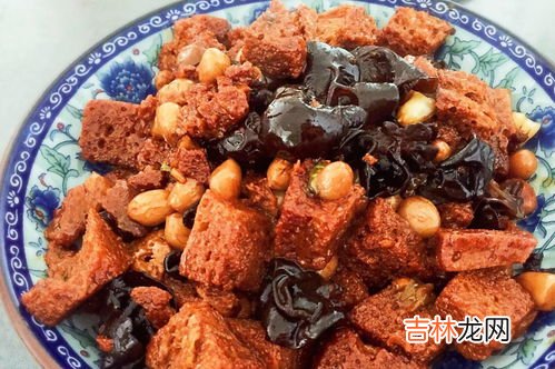 烤麸是用什么做的,美味的烤麸是如何制做而成的呢