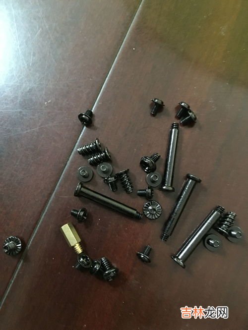 螺丝钉是斜面吗,螺丝钉应用了斜面原理螺丝密的拧起来越快对吗？