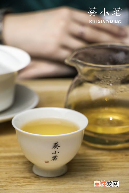 喝什么茶晚上不会失眠,很多人有失眠的问题,喝哪些茶类能够安神助眠?