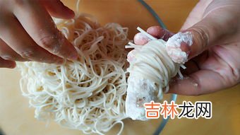 鱼丸挂面怎么做,方便面怎么做好吃?