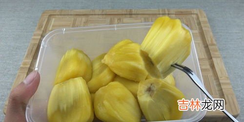 菠萝蜜臭吗,菠萝蜜有点臭味正常吗 菠萝蜜怎么有臭味还能吃吗