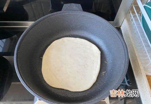 油饼子家常做法,油饼的家常做法 这个做法太详细了