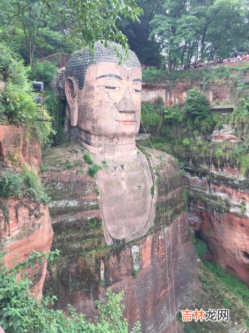 乐山大佛多高,乐山大佛高多少米？