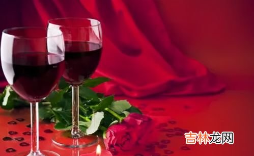红酒有沉淀物还能喝吗,红酒沉淀了还能喝吗