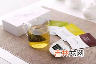 茶包一直泡还是要拿出来,泡茶包，是就这茶包喝，还是泡完拿出来