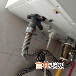 水箱漏水怎么办,水箱漏水怎么解决