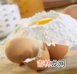 鸡蛋壳不好剥怎么回事,煮鸡蛋有时不好剥皮,是什么原因造成的?