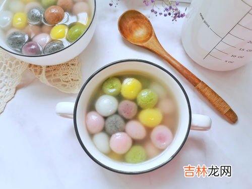 汤圆煮了发黄是什么原因,元宵煮熟后变成黄色是什么原因造成的？可以吃吗？