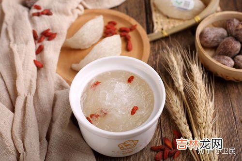 血燕窩和白燕窩的區別,白燕窩和血燕窩的區別