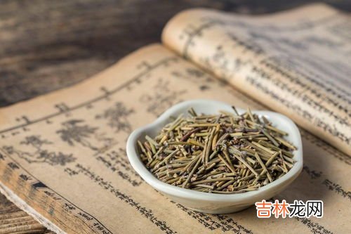 麻黄连翘赤小豆汤组成,麻黄6g苦杏仁6g薏仁30g甘草6g连翘10g赤小豆15g栀子6g桑白皮10g 这个方子有什么用?