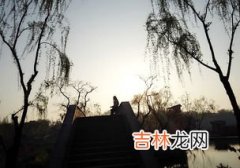 烟花三月下扬州全诗,烟花三月下扬州全诗是什么？