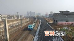 铁路红绿灯是什么意思,火车红绿灯用来做什么