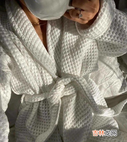 羊毛衫怎么洗才能不缩水,洗羊毛衫不缩水的方法是什么?