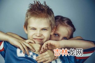 小孩子为什么越来越黑,小孩皮肤黑是什么原因？父母皮肤都白小孩为什么会黑？