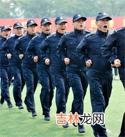 英姿飒爽什么意思,英姿飒爽的意思