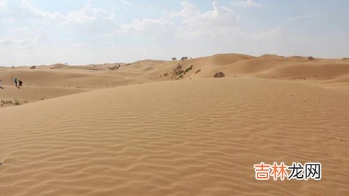 沙漠的沙子可以盖房子吗,沙漠的沙子可以盖房子吗